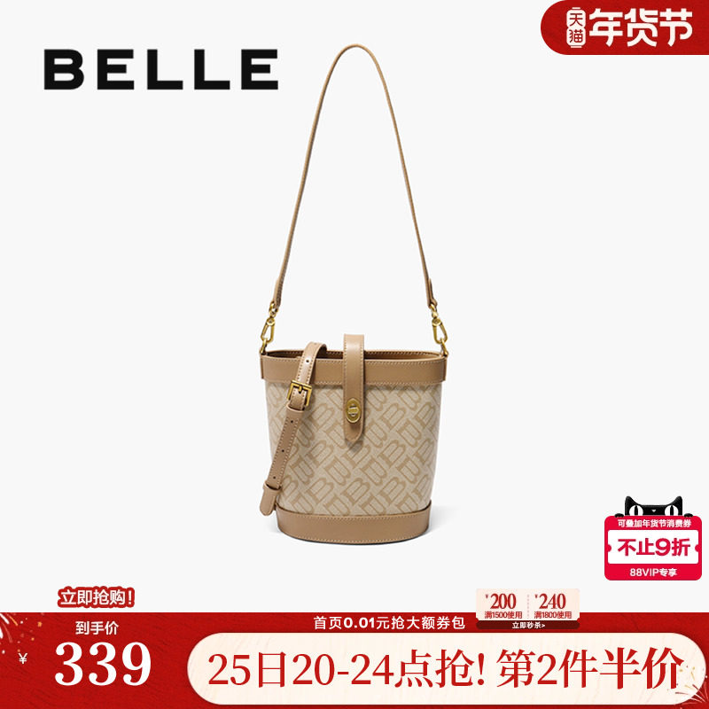 百丽包包女新款反绒麂皮老花通勤单肩斜挎手提水桶包JY216AX5,箱包皮具/热销女包/男包,水桶包,淘宝优惠券,粉丝福利购,淘宝优惠卷
