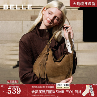 百丽包包女25冬季 反绒麂皮波嬉风流苏斜挎腋下包小号F3035DX5 新款