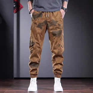 迷彩工装裤子男潮牌宽松小脚裤土黄色春秋季流行户外束脚休闲裤