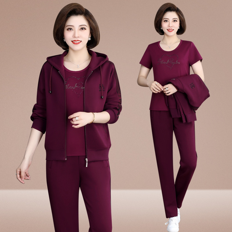 妈妈春装洋气外套2024新款中老年人运动服套装女减龄三件套50岁60