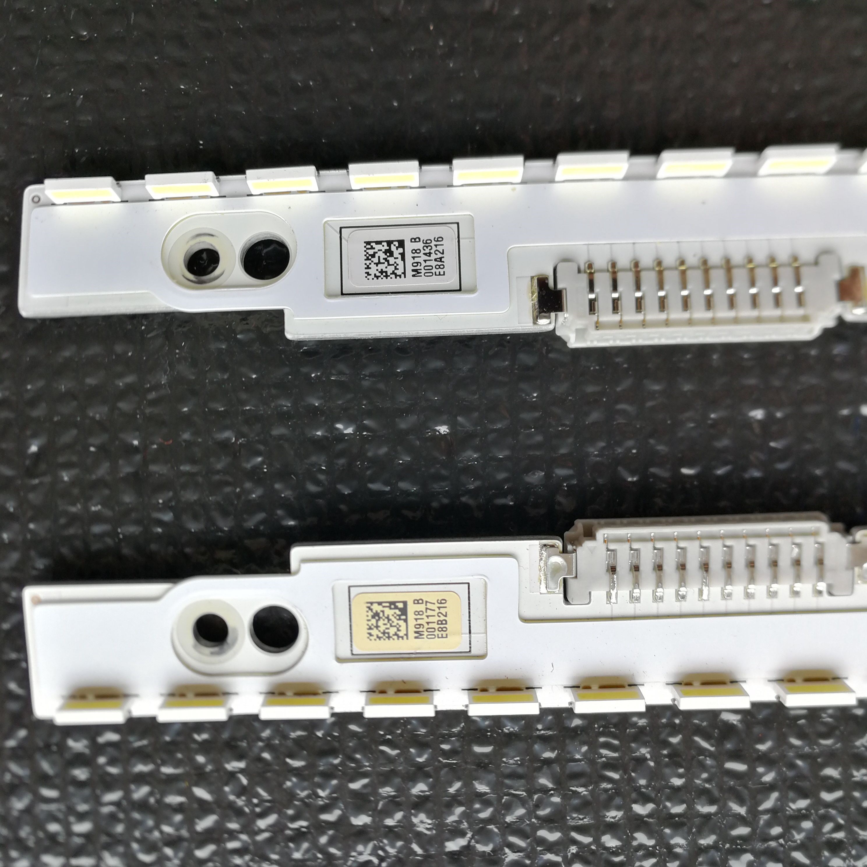 好A原装 三星 UA46ES6800J UA46ES6700J屏灯条 LTJ460HW05-H 一对 - 实物图