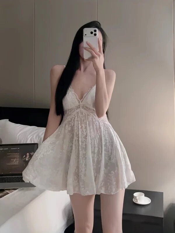 白月光性感睡衣女2025新款纯欲风带胸垫蕾丝吊带睡裙家居服可外穿