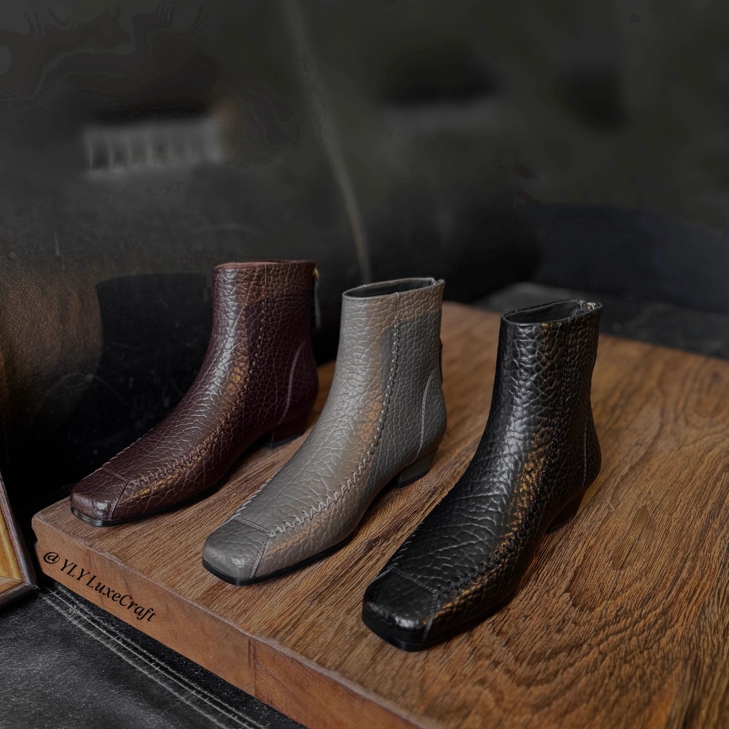 低跟灰色短靴女大码通勤切尔西冬