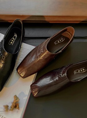 2105-1低跟编织深口单鞋女通勤复古方头可踩跟小皮鞋2026春季新款