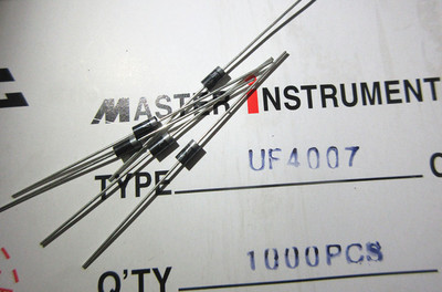 超快速二极管 UF4004 UF4007 1A400V 1A1000V 全新50个2元