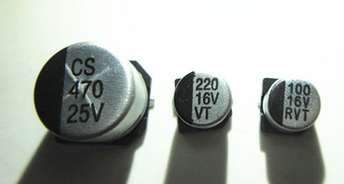 贴片铝电解电容器 SMD 16V 25V 35V 50V 100UF 220UF 470UF 47UF