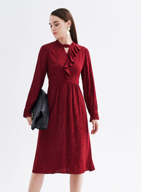 【商场同款】雾道春季优雅酒红色镂空V领荷叶边连衣裙