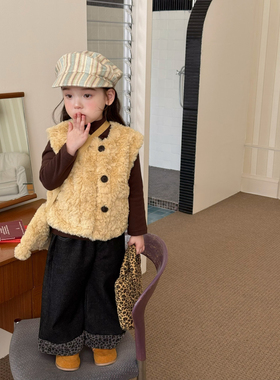 女童马甲外穿2025新款秋冬加绒女宝宝洋气时髦毛毛带包开扣背心