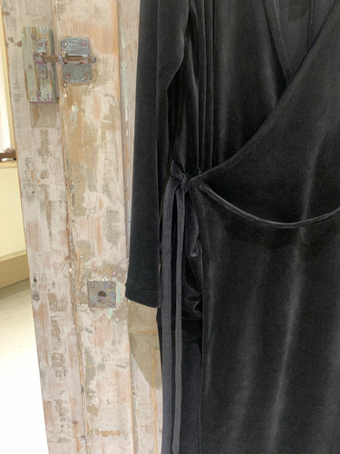 现货日本violette room小众设计金丝绒交叉系带收腰茶歇裙连衣裙