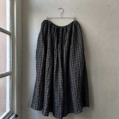 意大利Apuntob黑灰小格半裙