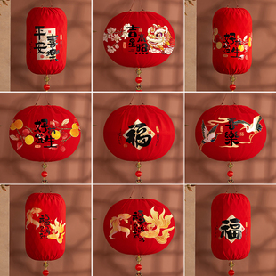 2026春节大红灯笼吊灯挂饰新款阳台户外一对装过年新年装饰福字灯