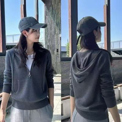 哥家商场同款2025秋冬新款百搭休闲运动感舒适连帽针织卫衣538083