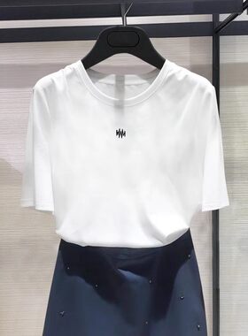 哥家商场同款2025夏新款莫代尔宽松白色刺绣短袖T恤女上衣5300026