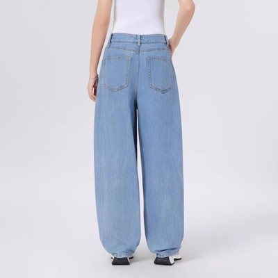 哥家商场同款2025新款休闲弯刀裤宽松扎花水洗牛仔裤女裤子510084