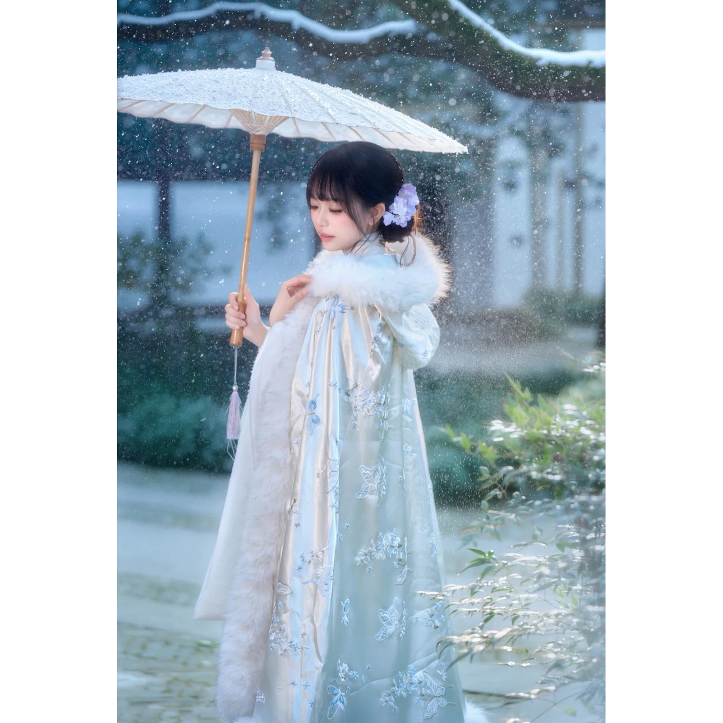 白色古装斗篷汉服古风加绒加厚连帽保暖大氅披肩重工印花外套冬季