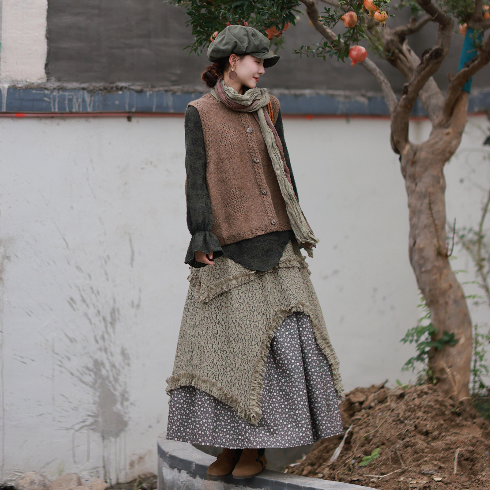 木耳边蕾丝松紧腰半身裙