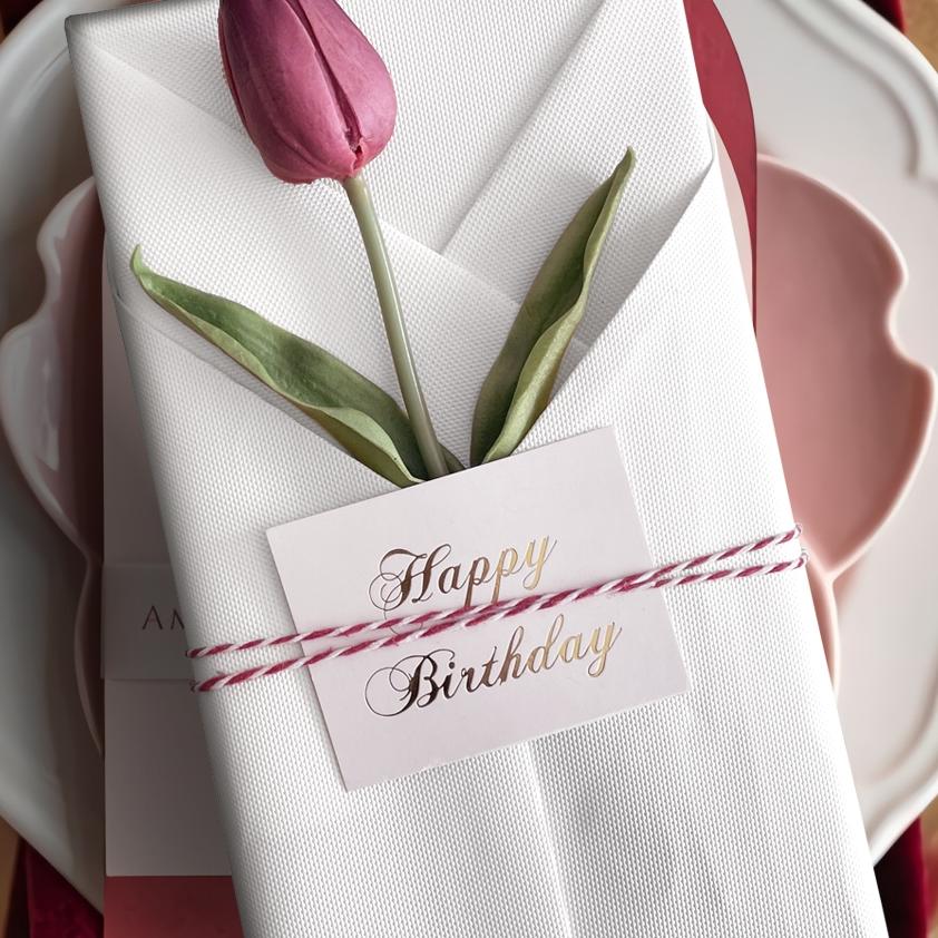 情侣小众高级感礼物包装纸生日