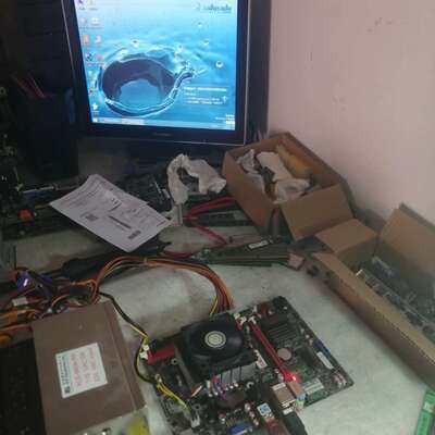 双敏UH77GT全固态EVO版，带24G SATASSD硬盘-议价