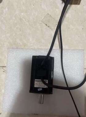 SGMAH-02BAF41安川伺服电机，成色如图质量