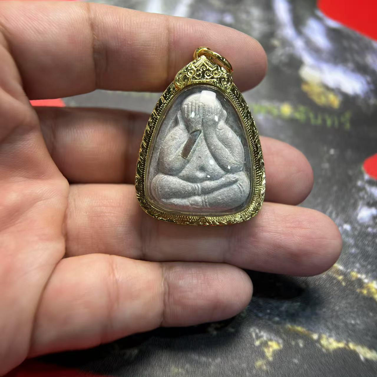 龙婆坤 2536瓦班莱 香灰大富翁必打 泰国手工艺品吊坠