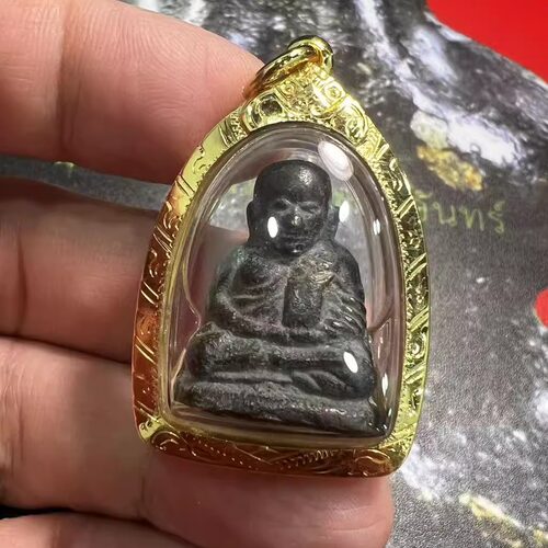 龙婆银2528爆枪自身泰国吊坠