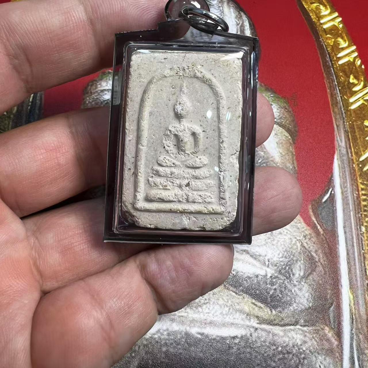 泰国佛牌正品冠咩布伦崇迪吊坠