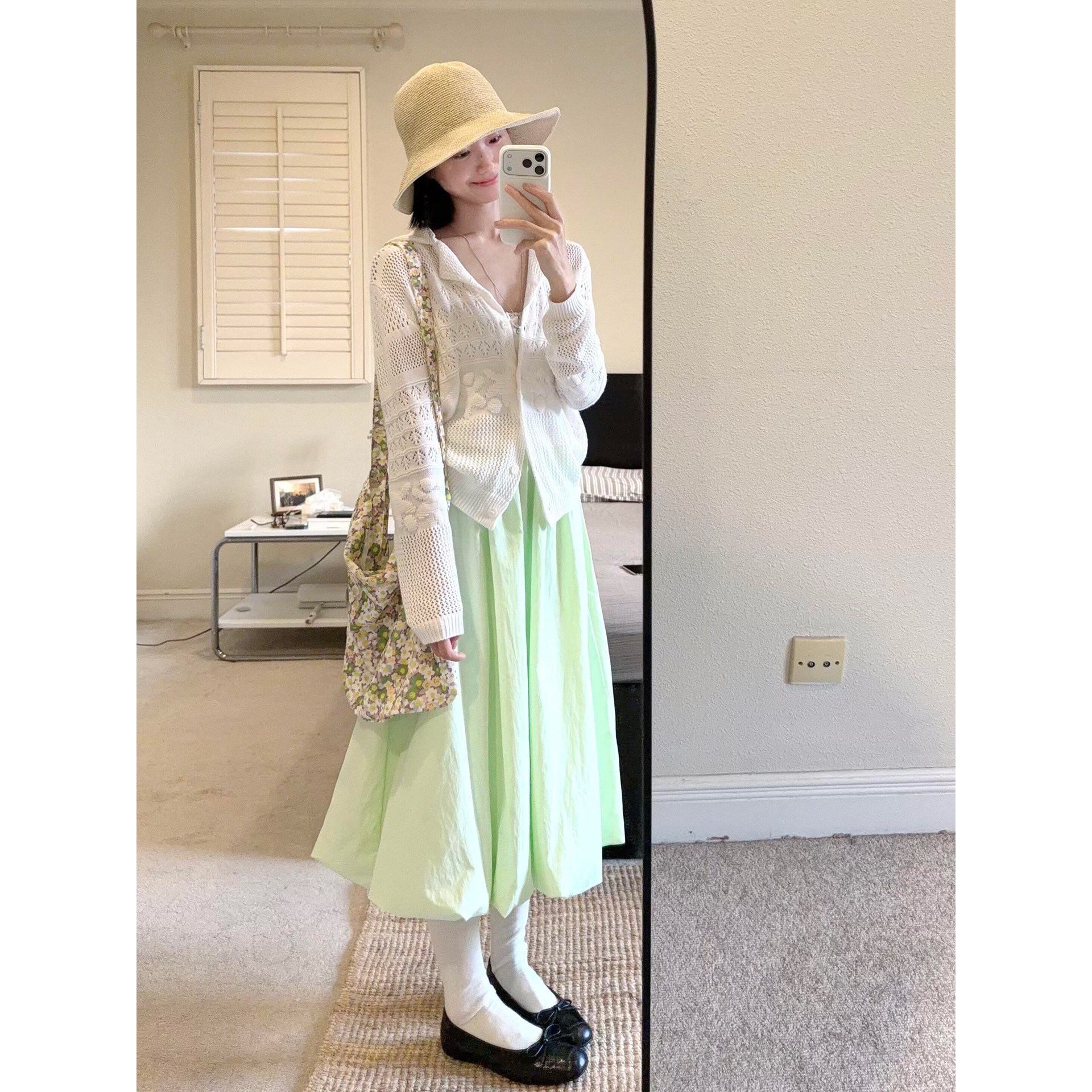 日系学院风苹果绿蓬蓬裙花苞裙女春夏甜美松紧腰设计感灯笼半身裙