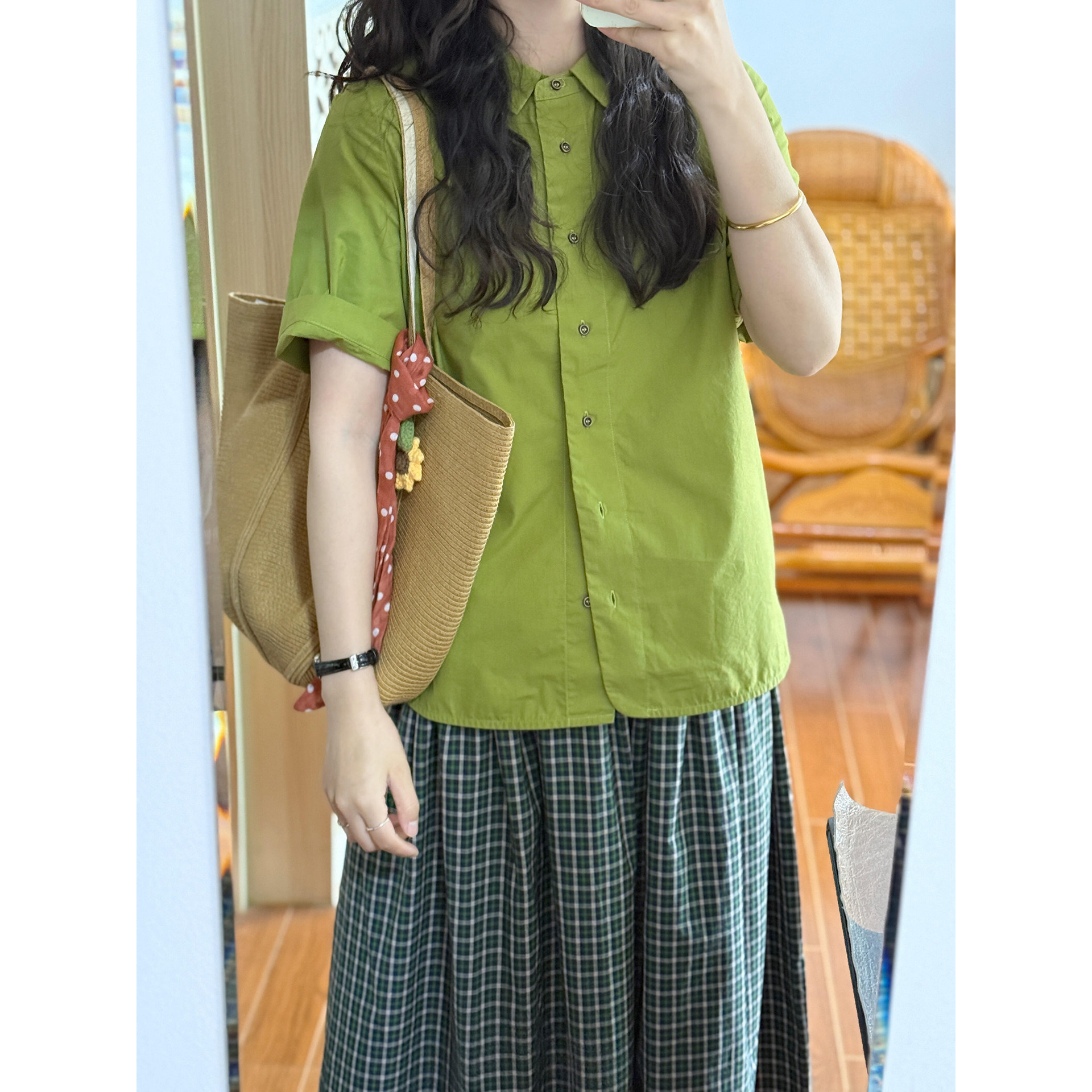 自制甜美日系牛油果绿色短袖衬衫女小个子学生设计感宽松短款衬衣