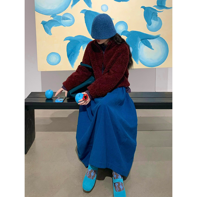 日系克莱因蓝灯芯绒大摆半身裙