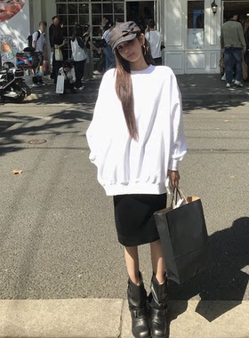 日系温柔风白色宽松圆领套头卫衣