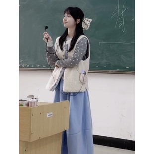 日系奶fufu米白色仿羊羔毛马甲女秋冬设计感甜美无袖棉服背心外套