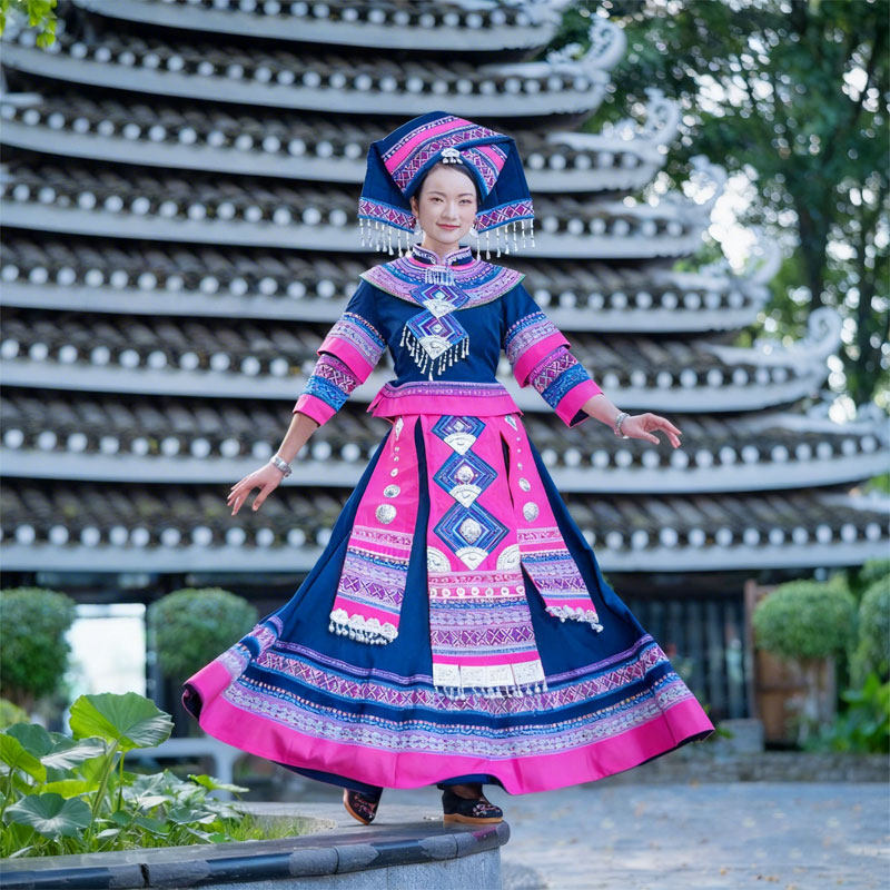 广西壮族服装三月三新款成人壮锦刺绣盛装长裙女款少数民族舞蹈服