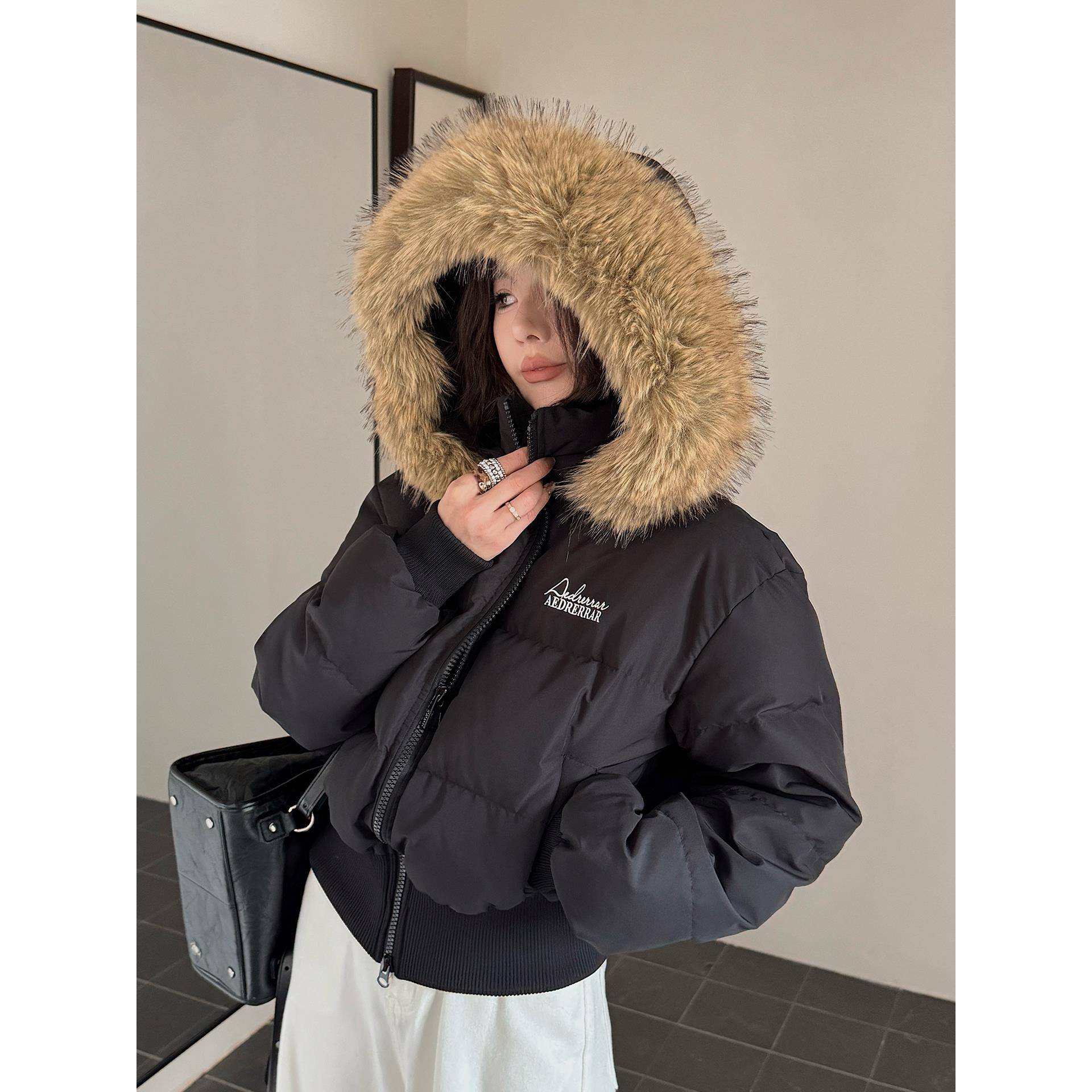 韩系短款大毛领羽绒服女2025年冬季新款小个子收腰高级感加厚外套