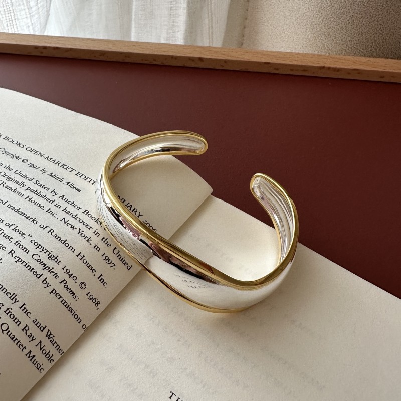 S925纯银韩版小众设计感秋冬天金银撞色手环韩式风复古重工手镯