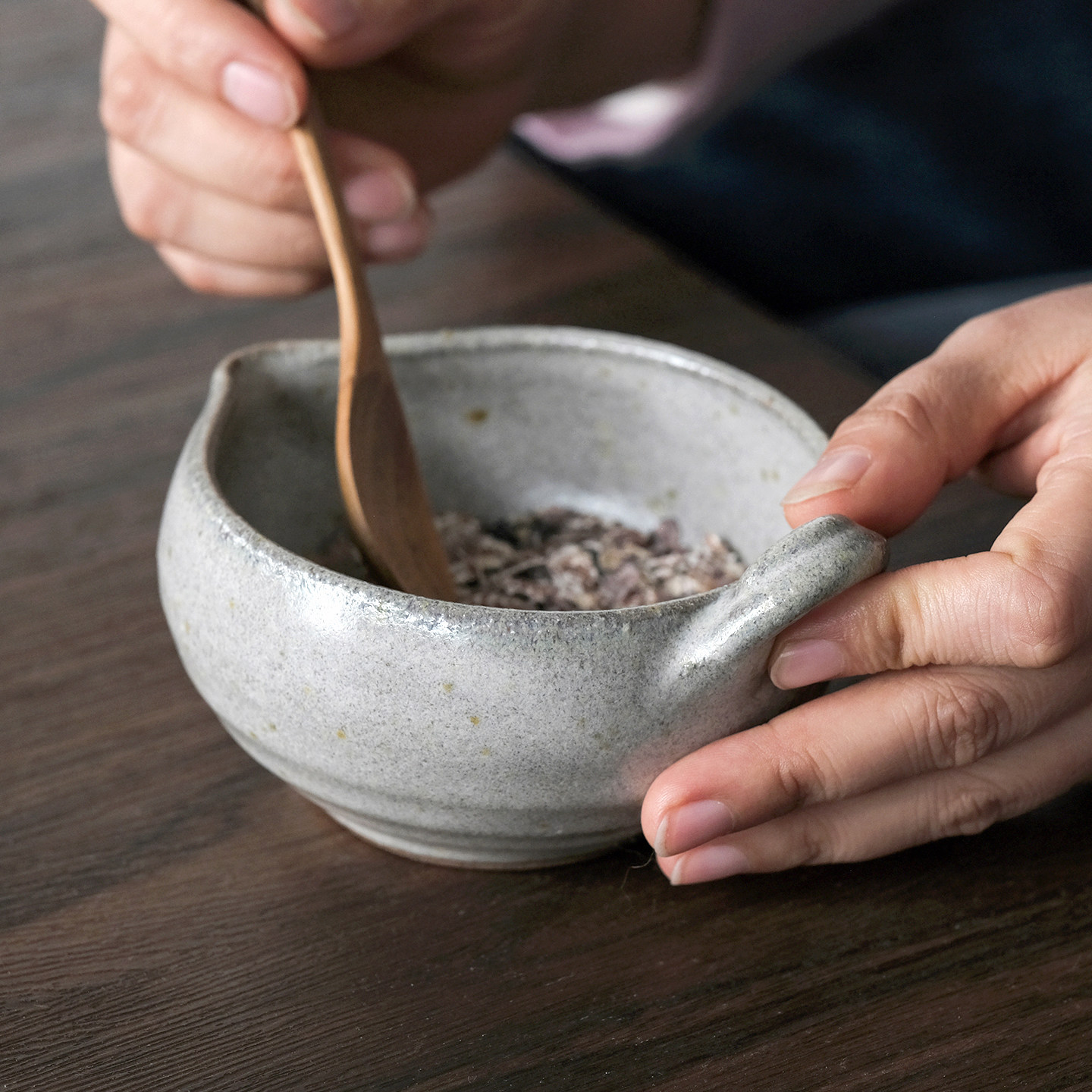 日本万古烧 素灰手柄酸奶碗 高级感粗陶小烤碗复古烤碗汤碗纳豆碗