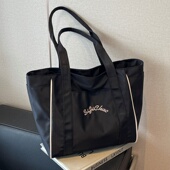 大容量尼龙布包包女2025春夏新款 单肩手提袋大学生上课通勤托特包