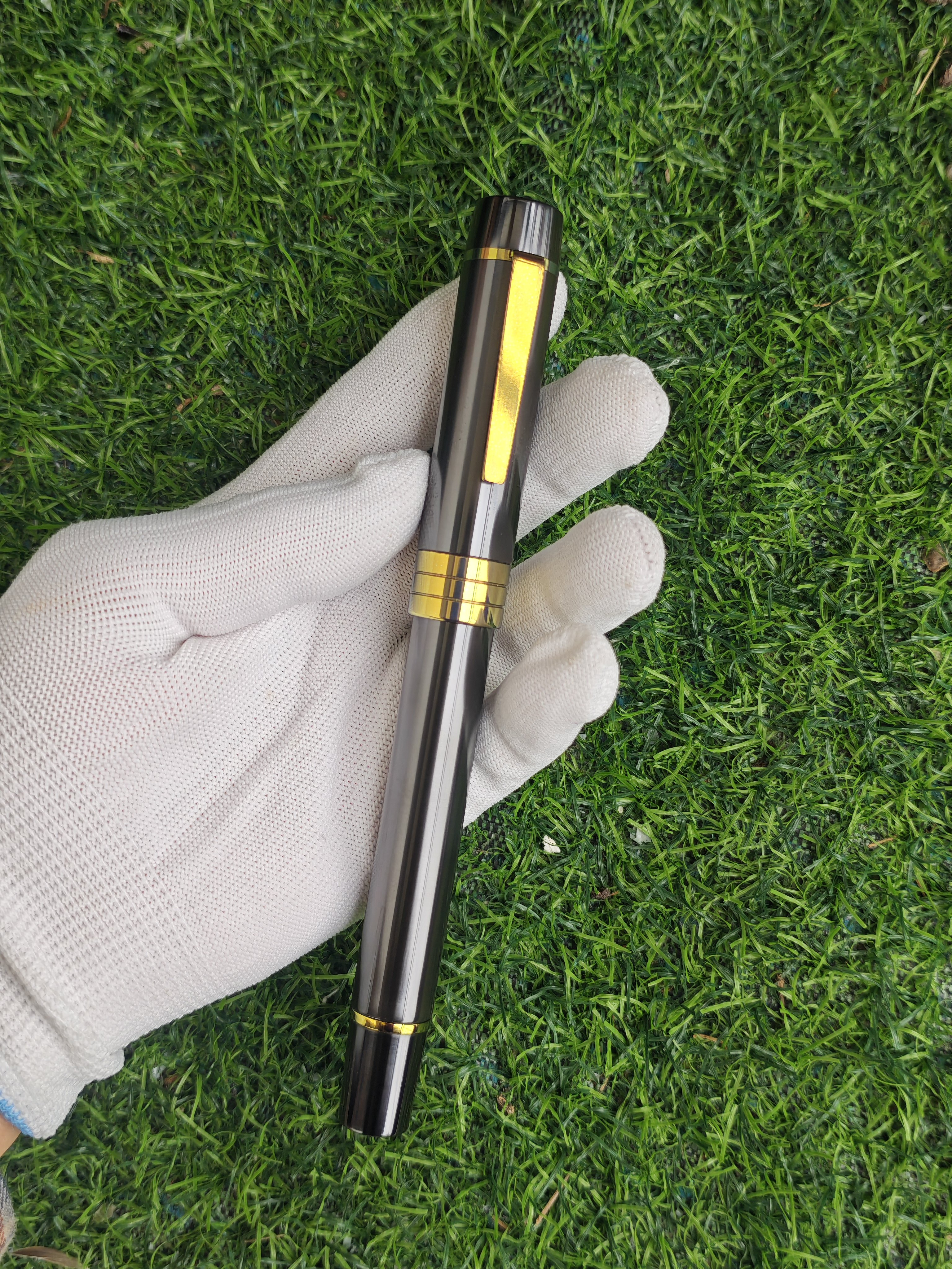 锆合金大型签字笔刚笔钛合金阳极氧化金黄配色 40mm8号尖大容量笔