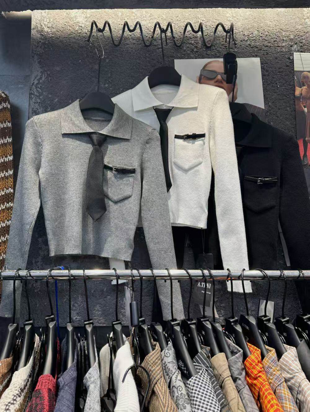 翻领长袖针织衫女2025秋季新款领带装饰修身显瘦小个子上衣潮毛衣