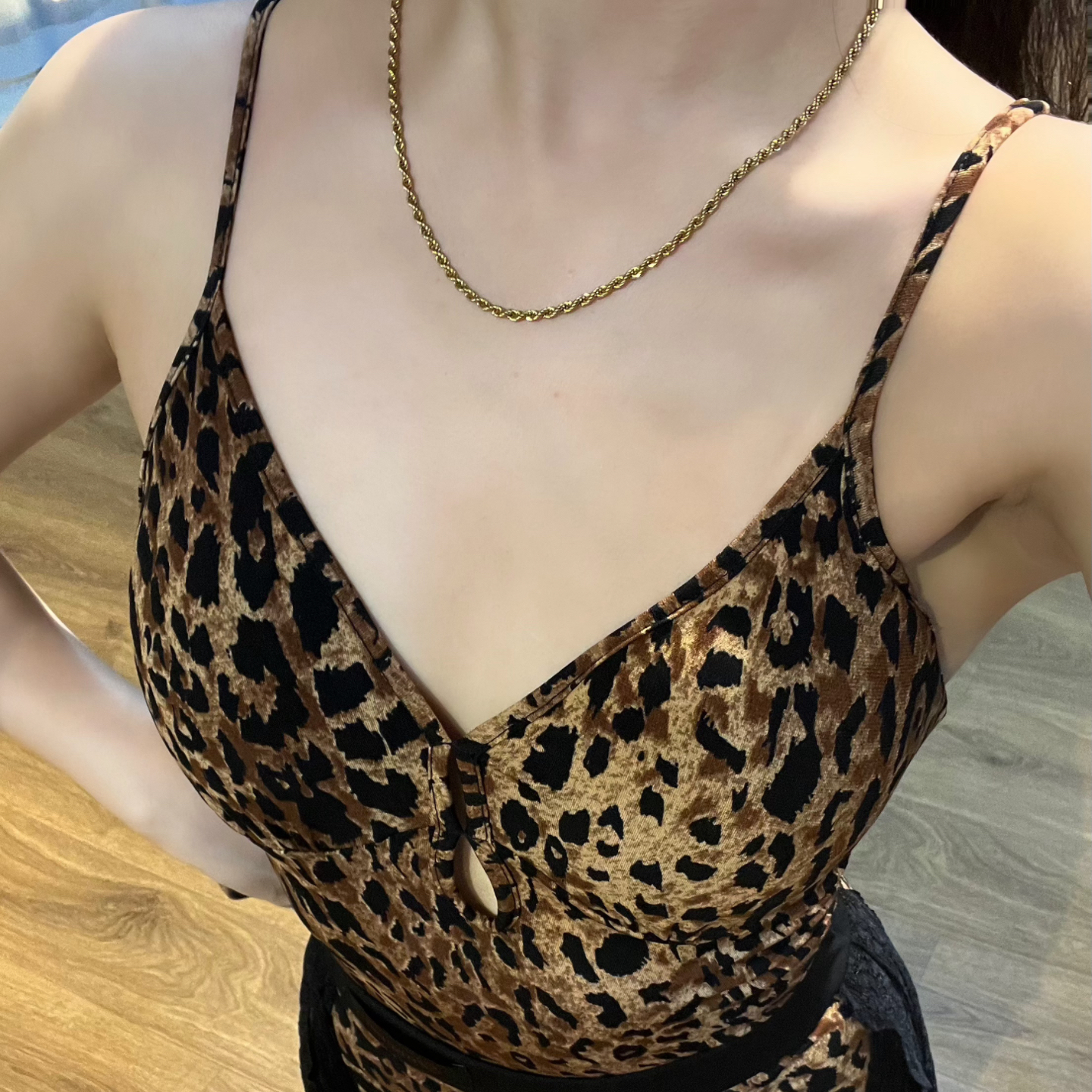 拉丁舞服吊带体操服印花连体衣上衣练功服夏季新款女成人