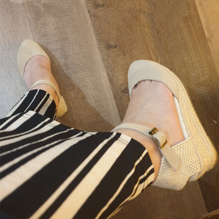 凉鞋女款2025新款夏季配裙子气质女神范女士凉鞋子新款时尚潮流