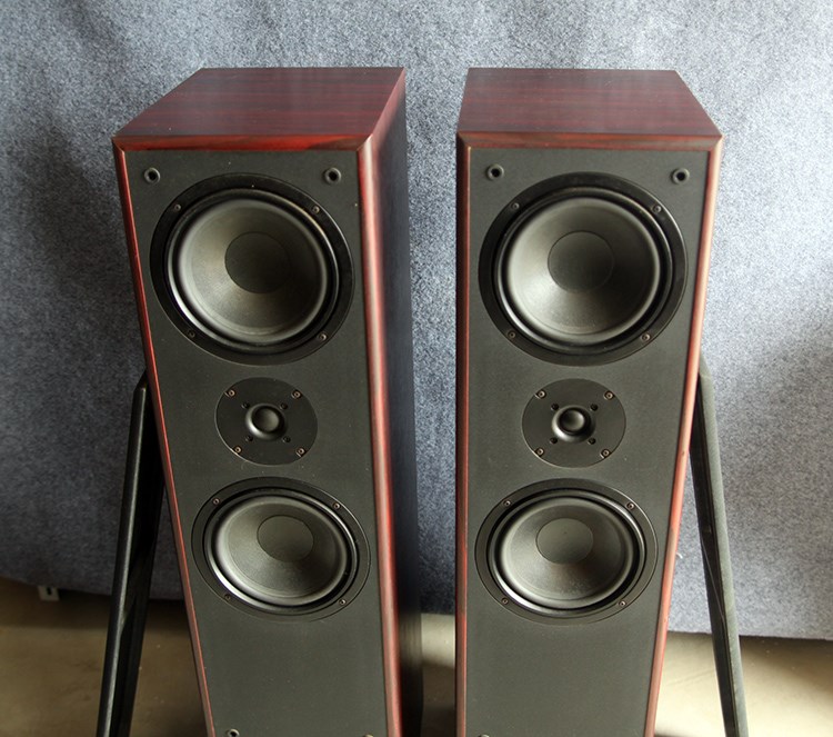 二手德国落地家庭影院音响