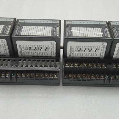 GE Fanuc IC670ALG230CAK IC670CHS001CAG IO Base Barrier Style