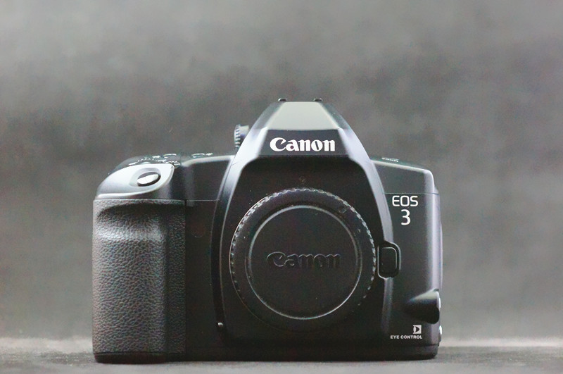 佳能CANON EOS 3 胶片相机 后背卡口维修 简单的取景器清洁