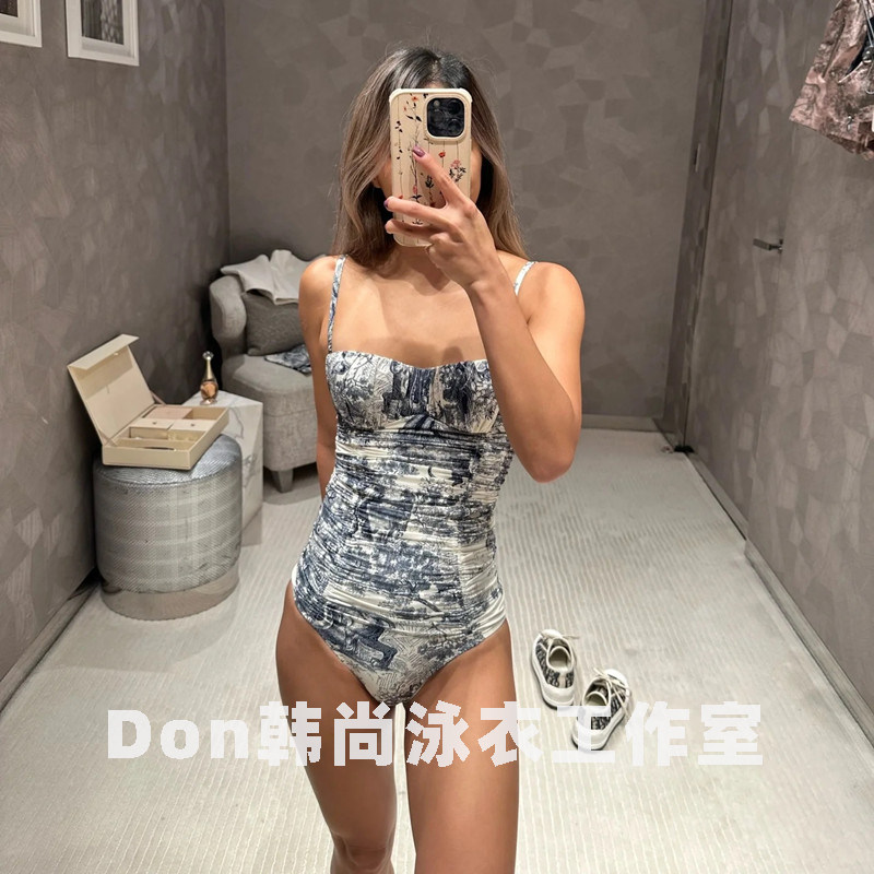 明星同款连体泳衣女2023修身连体泳衣
