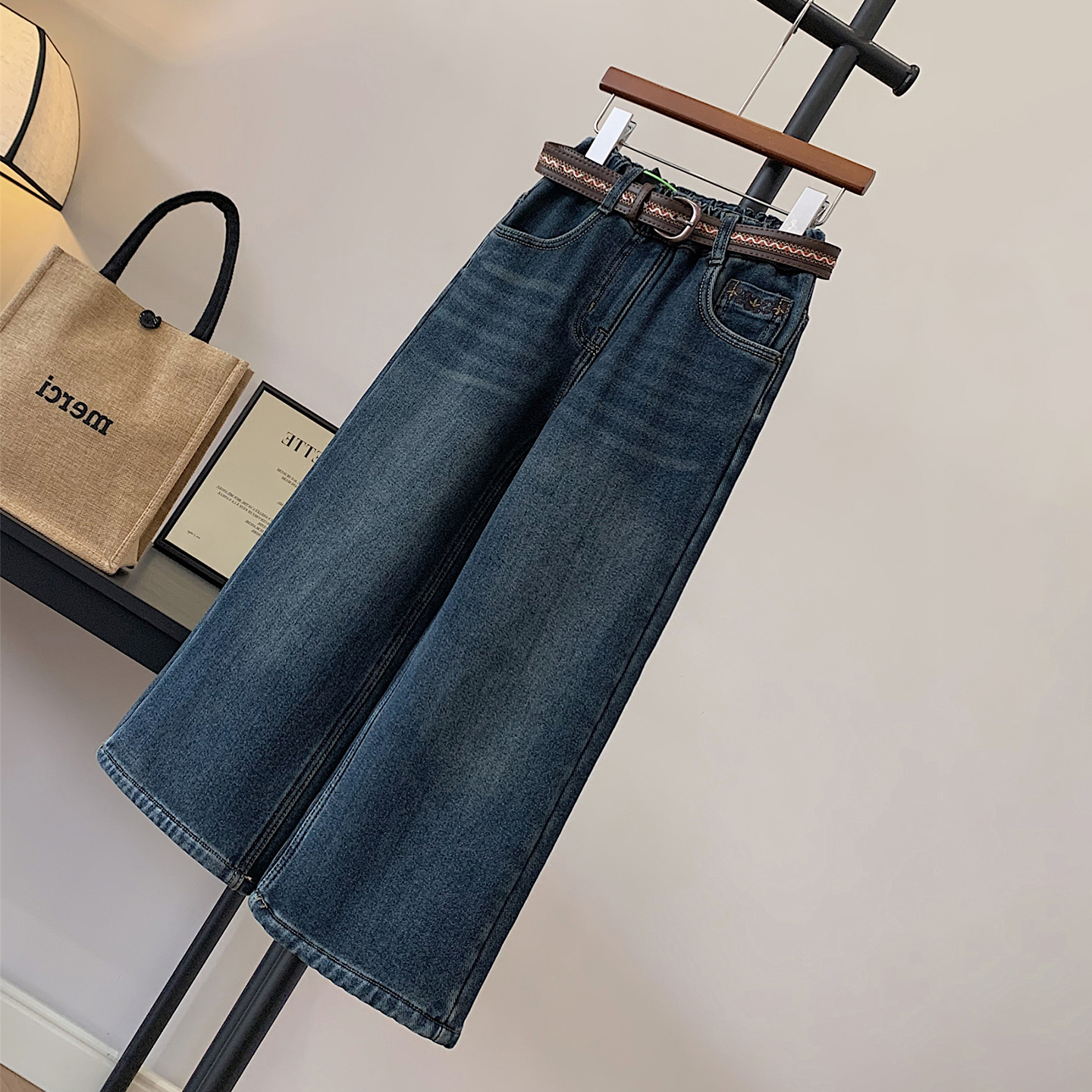 女童装宽松复古绣花加厚直筒裤