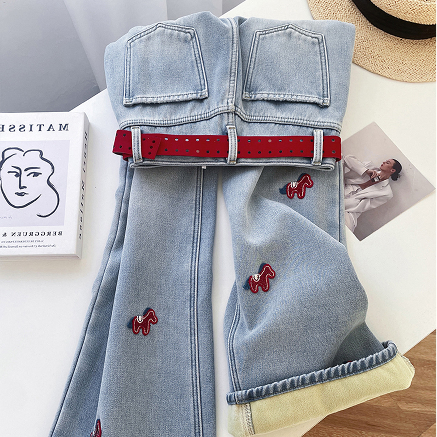 2025冬季新款气质高腰时髦加绒加厚刺绣牛仔裤女童时尚复古阔腿裤,童装/婴儿装/亲子装,儿童牛仔裤,淘宝优惠券,粉丝福利购,淘宝优惠卷