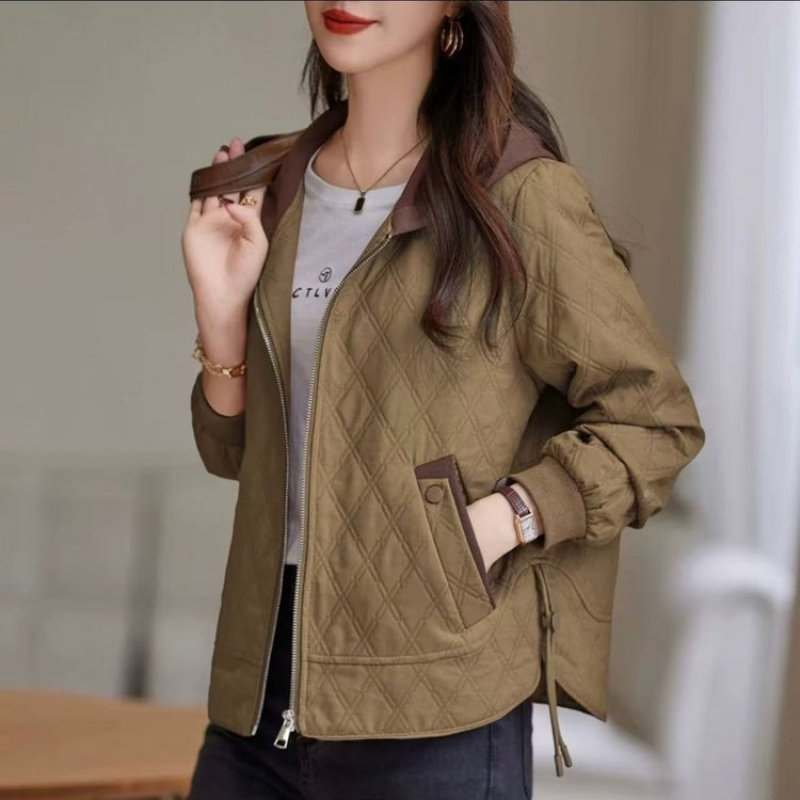 妈妈春装洋气连帽外套遮肉显瘦中老年女新款减龄夹克休闲上百搭衣,女装/女士精品,短外套,淘宝优惠券,粉丝福利购,淘宝优惠卷