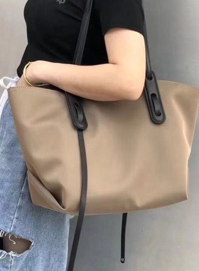 托特包女2024新款潮百搭大容量手提单肩尼龙大包包妈妈款妈咪包