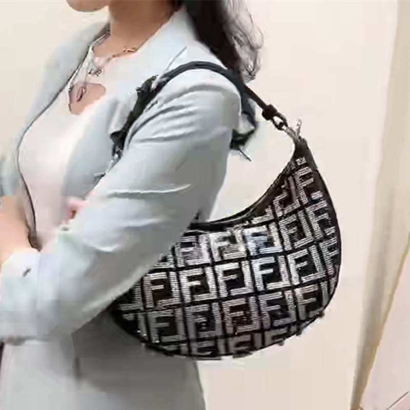 复古腋下女士手提包时尚百搭休闲