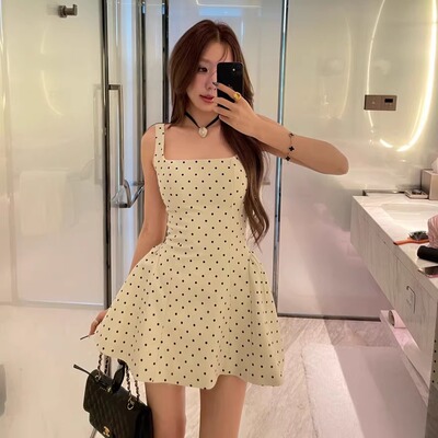 Jennie同款波点绑带连衣裙
